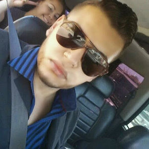 Meet your Posher, Jovani